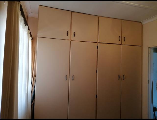 3 BEDROOM FREEHOLD SOLD IN STILFONTEIN EXT 2